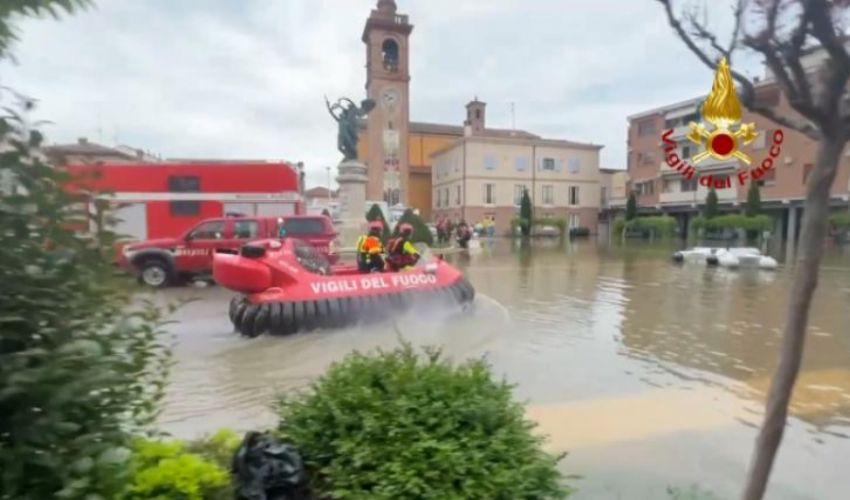 Alluvione in Emilia-Romagna, mille sfollati: migliorano le condizioni