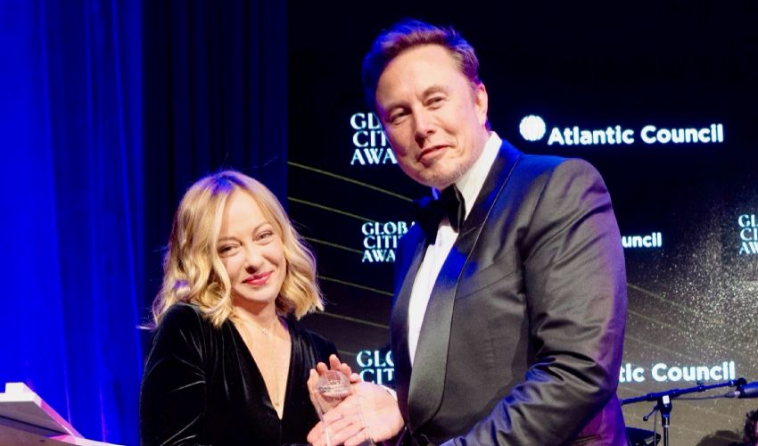 Meloni premiata a New York con il Global Citizens Award da Elon Musk