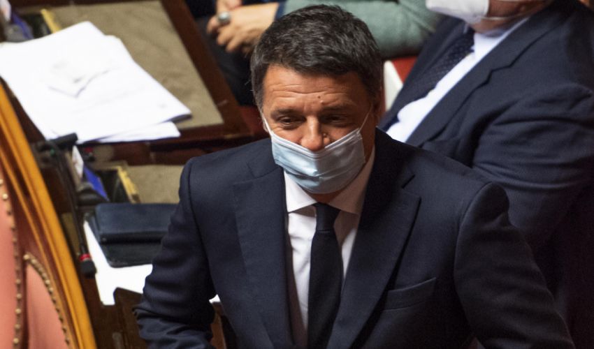 Recovery Plan, nessuna tregua Conte-Renzi. Cdm slitta a martedì