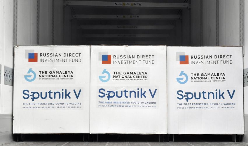 Sputnik, produzione in Italia. Cosa si sa del vaccino: efficacia, dosi